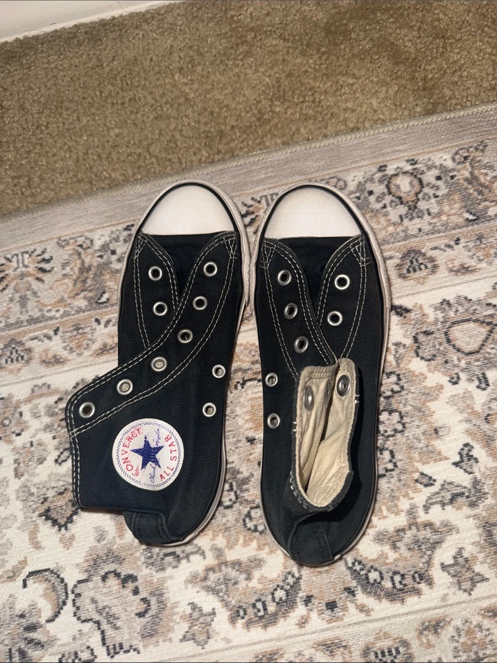 Converse Kids Black High-Top Canvas Sneakers with White Toe sz 1 vintage